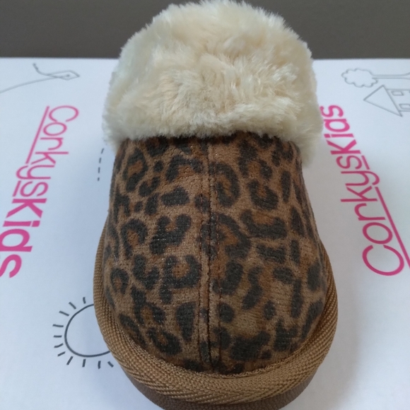 CORKYS KIDS NWT - Picture 2 of 3